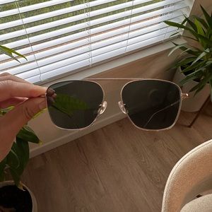 illesteva Samos sunglasses